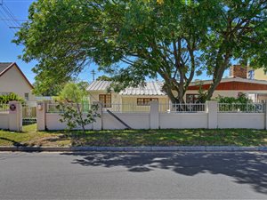 3 Bed House in Southfield