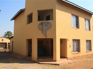4 Bed House in Parktown Estate
