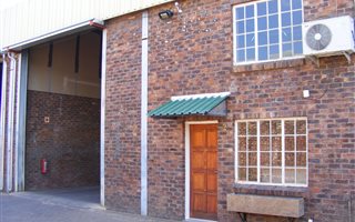 500 m² Industrial space in Onverwacht