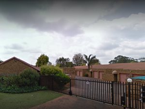 3 Bed Townhouse in Aston Manor