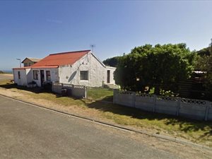 3 Bed House in Gansbaai and surrounds
