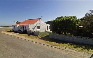 3 Bedroom House in Gansbaai and surrounds