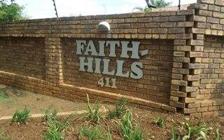 3 Bedroom Apartment in Willow Park Manor