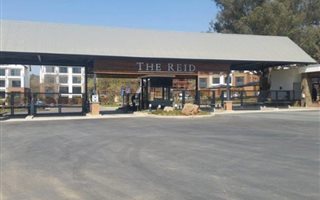1 Bedroom Apartment in Modderfontein