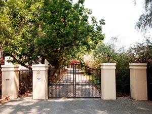 1.5 ha Farm in Oudtshoorn