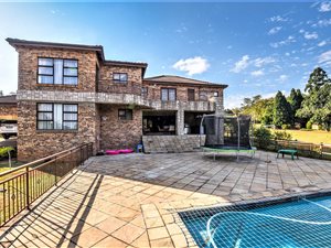 5 Bed House in White River Country Estate