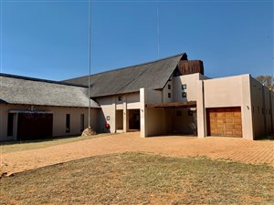 5 Bed House in Zebula Golf Estate