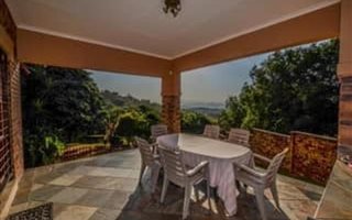 3 Bedroom Townhouse in Sonheuwel