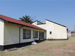 3 Bed House in Mayberry Park