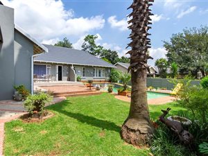 4 Bed House in Buurendal