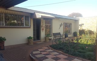 3 Bedroom House in Sinoville