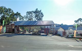 3 Bedroom Townhouse in Oakdene
