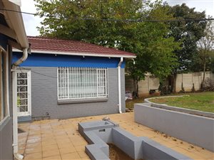 280 m² Commercial space in Northcliff