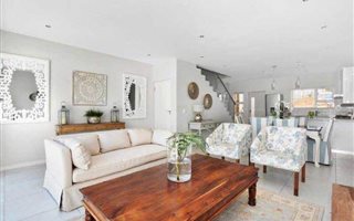 2 Bedroom Townhouse in Linden
