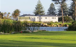 7 Bedroom House in Kwaaiwater
