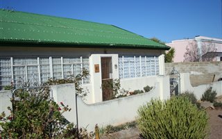 3 Bedroom House in Ladismith