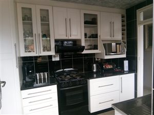3 Bedroom Duplex in Montclair