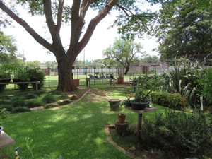 6 Bed House in Monavoni AH