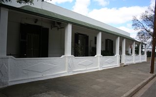 4 Bedroom House in Graaff Reinet