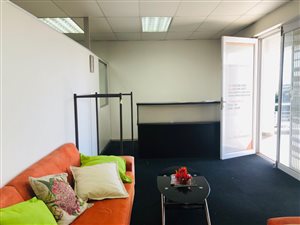 121 m² Commercial space in Ballito