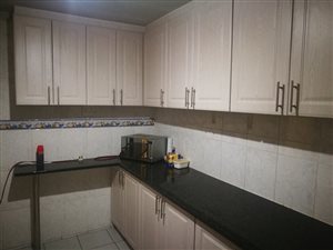 3 Bed House in Shastri Park