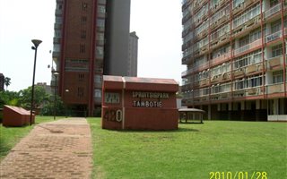 2 Bedroom Apartment in Sunnyside