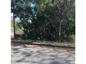 1190 m² Land available in Uvongo