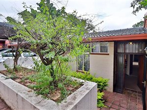 4 Bed House in Muckleneuk