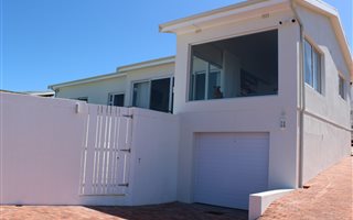 3 Bedroom House in Agulhas