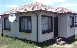 2 Bedroom House in Cosmo City