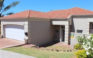 3 Bedroom Townhouse in Van Riebeeckshof