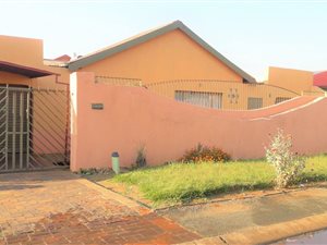 3 Bed House in Lenasia