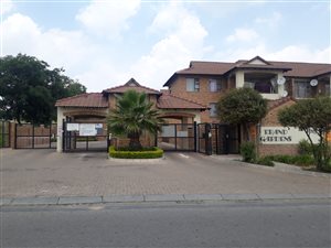 3 Bed Apartment in Erand Gardens