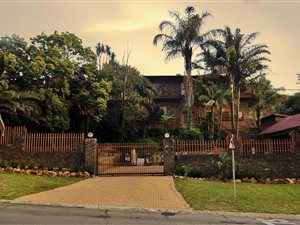 3 Bed House in Quellerina