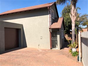 4 Bed Cluster in Pomona