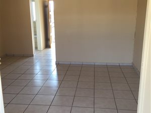 Bachelor apartment in Witpoortjie