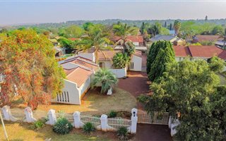 3 Bedroom House in Kanonkop