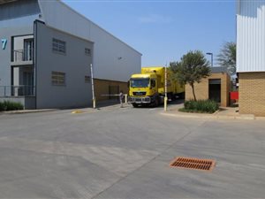 630 m² Industrial space in Pomona