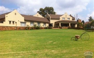 4 Bedroom House in Olympus AH