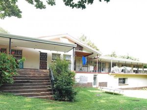 5 Bedroom House in Protea Park