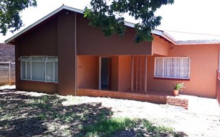 3 Bedroom House in Mountain View