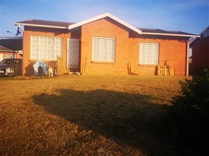 3 Bed Simplex in Lincoln Meade