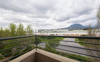 2 Bedroom Apartment in Somerset Ridge