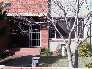 2 Bed Duplex in Linton Grange
