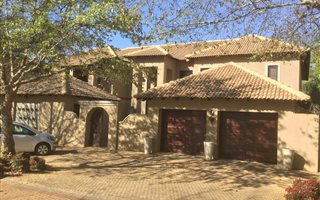5 Bedroom House in Boardwalk