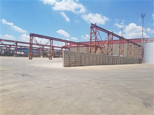 6200 m² Industrial space in Roodekop