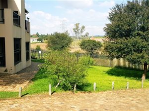 2 Bed Apartment in Wilgeheuwel