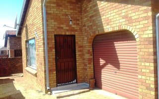 3 Bedroom House in Duduza