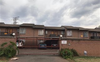 2 Bedroom Apartment in Mayberry Park