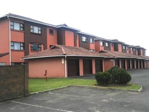 3 Bed Apartment in Arboretum